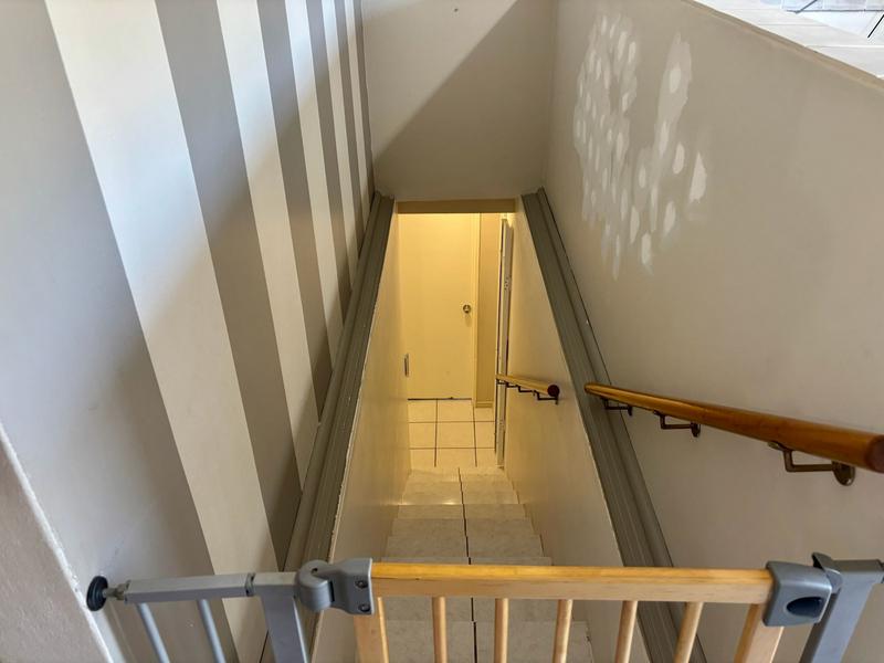 5 Bedroom Property for Sale in Denver Park Western Cape